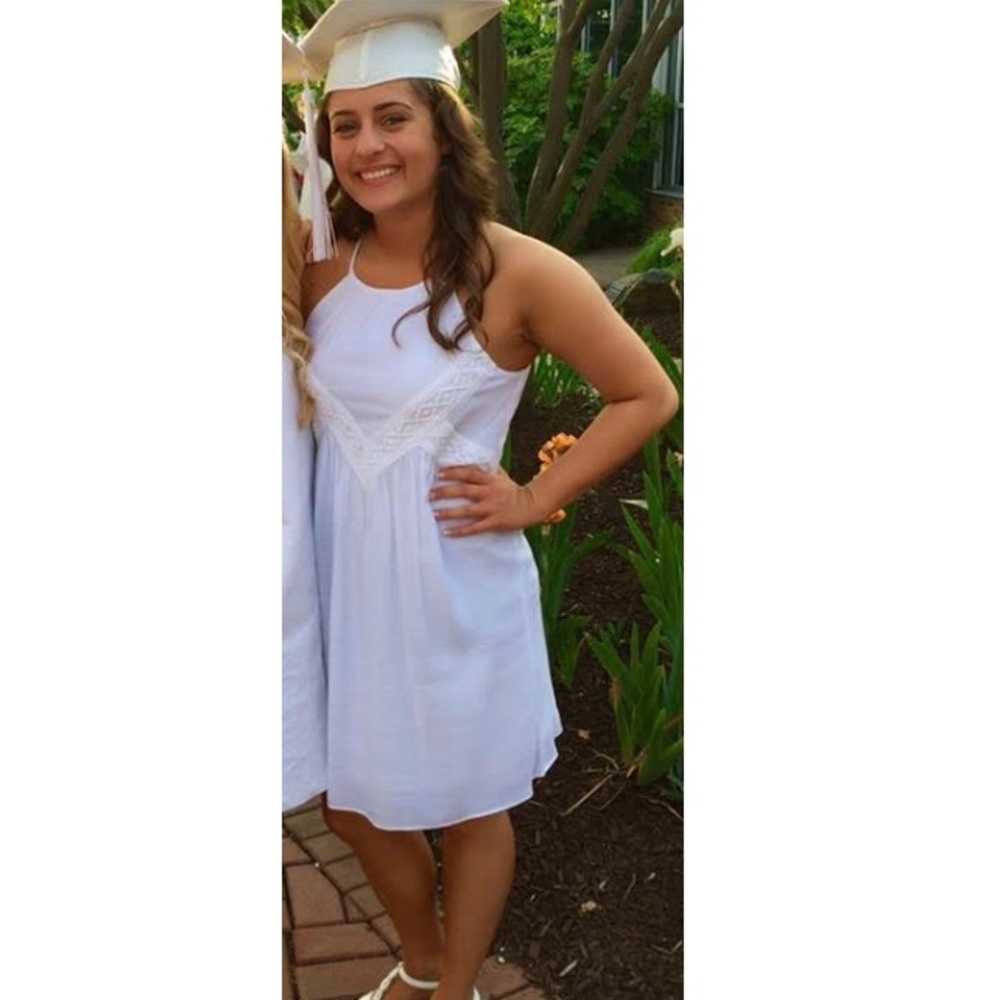 🌻White halter dress